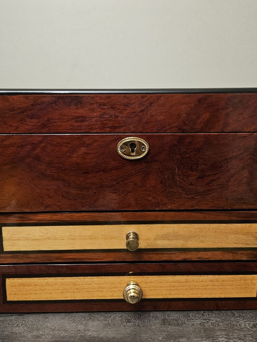 Luxury Two-Tone Wooden Jewelry Chest - Picture 3 of 13